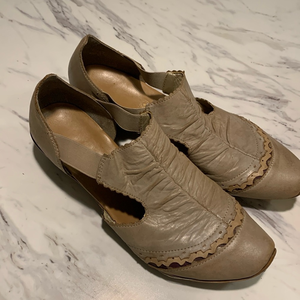 RIEKER Antistress Taupe Distressed Leather Ruched Bootie